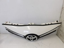 TOYOTA AVENSIS MK3 FACELIFT 5DR ESTATE 2015-2018 FRONT BUMPER GRILL 53114-05120