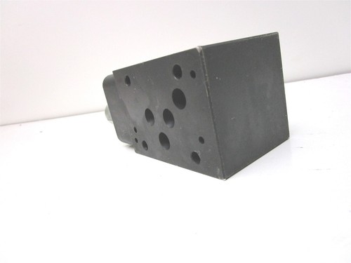 Sun Hydraulics YFEK-LDN-BB/S 4161-118-000 Compensatore di pressione restrittiva ferro - Foto 7 di 11