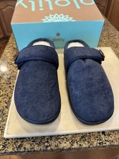 Women s slippers size 8