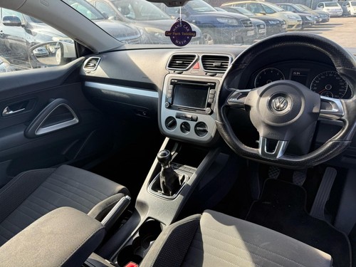 2009 (59) Volkswagen Scirocco 1.4 TSI 3dr | MOT till Oct 25 | 2 Keys - Picture 9 of 12