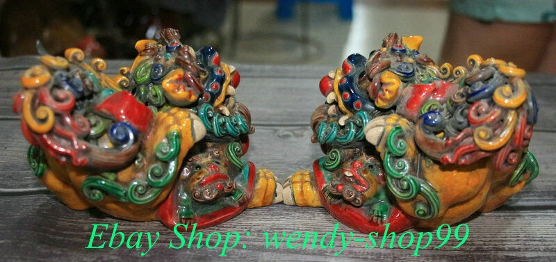 Par de estatua de león guardián perro foo fu porcelana china antigua Wucai de 5,9" Foto 2 de 3