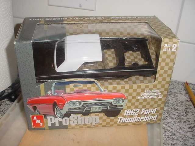 AMT---PRO SHOP---1962THUNDERBIRD
