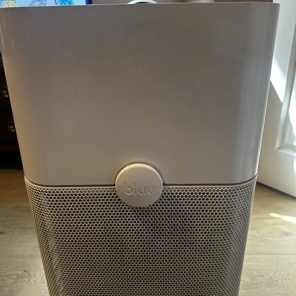 PURIFICADOR DE AIRE AZUL PURO 121 AC 120V / 60 HZ - Filtro de partículas y carbono incluido Foto 2 de 4