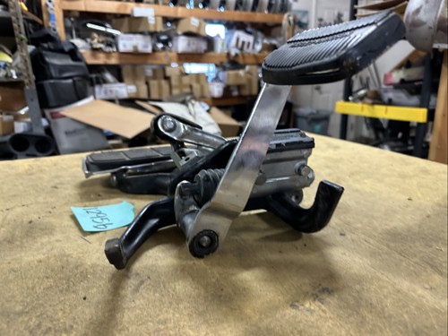 Harley Softail Floorboard Foot Board Set 1984-99 84-99 Left Right Mount Bracket - Picture 11 of 24