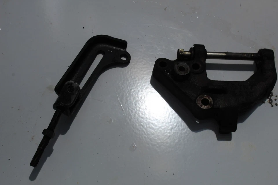 1984-1986 Nissan 300ZX Z31 2+0 Power Steering Pump Tensioner Bracket  - Image 4 of 4