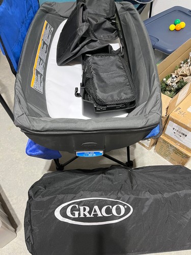 Graco Pack and Play with Changing Table