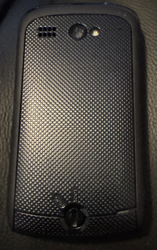 Kyocera Hydro (Boost) 2GB C5170 Black Excellent Used CDMA Vintage - Image 3 of 3