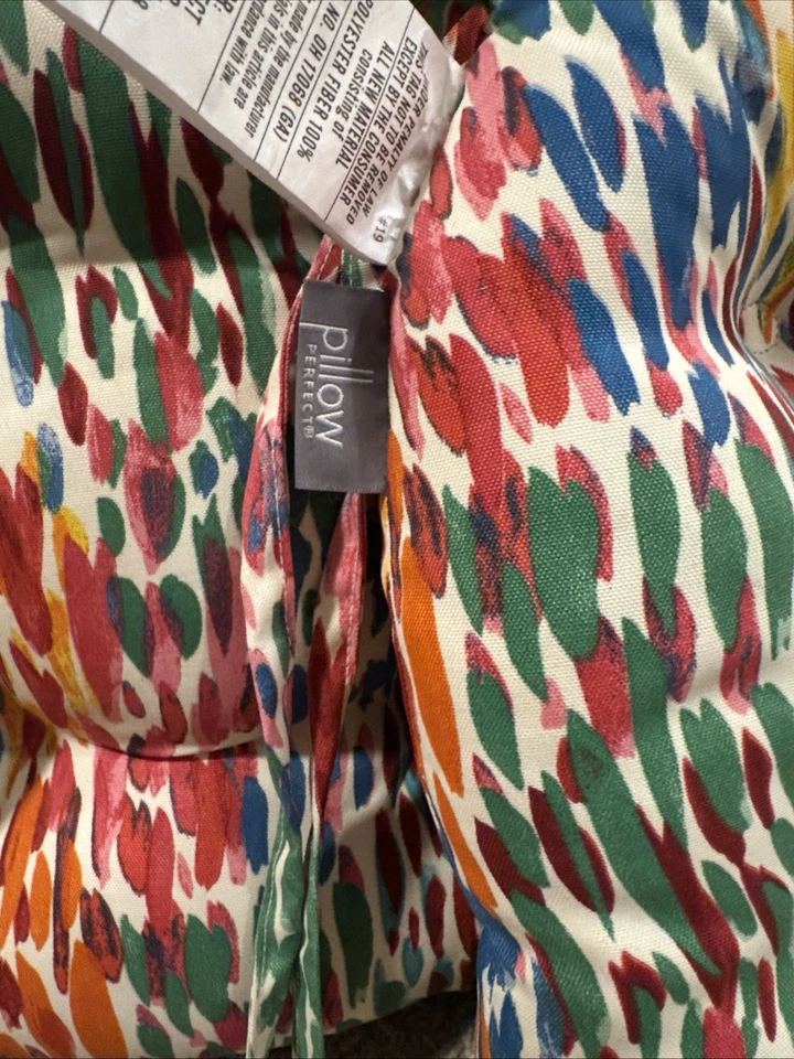 Pillow Perfect Outdoor, Indoor Make It Rain Zinnia Reversible Chair Pad Set of 2 - Image 3 of 4