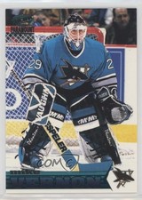 1998-99 Pacific Paramount Emerald Mike Vernon #216 HOF 0m8e