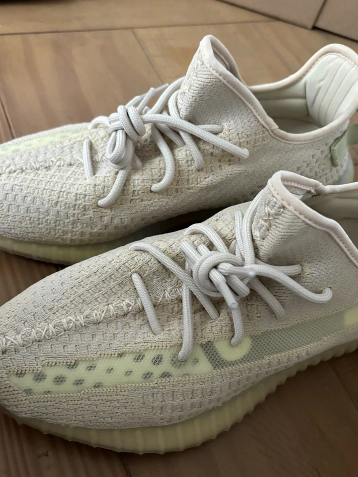 Adidas Yeezy Boost 350 V2 lino Foto 3 de 4