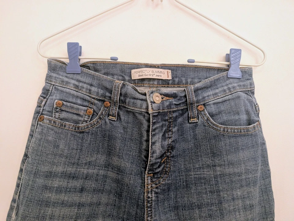 Denim azul adelgazante perfecto corte bota Levis 512 talla 4M  Foto 2 de 4