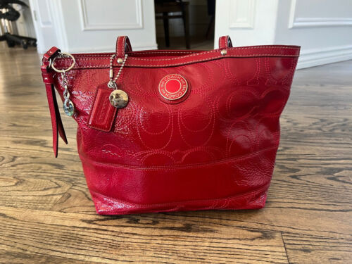 Coach F19198 Signature Embossed Patent Leather Purse Handbag Red Berry  Authentic
