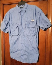 Blacktip Big Catch Shirt Blue Size Large Breathable Pockets Button Down
