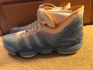 basketball team shoe packages