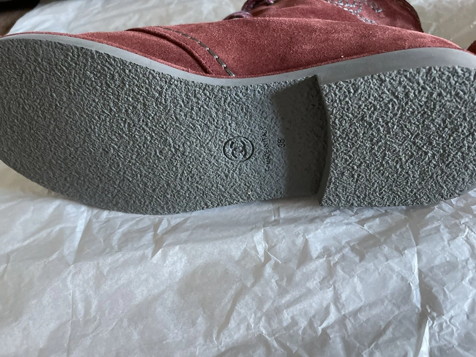 Novas Botas de Cadarço de Camurça Logotipo CHANEL CC de US$ 1.550 Tamanho 38 UE Compatível com Tamanho 7 EUA - Imagem 4 de 4