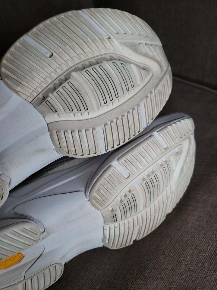 BRANDBLACK LA OG White Mens 8 Vibram Running brand black 250 S99 eBay