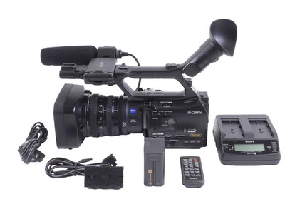 Sony HVR-Z7U HDV Digital Camcorder Video Camera   Zeiss 12x Lens + Microphone