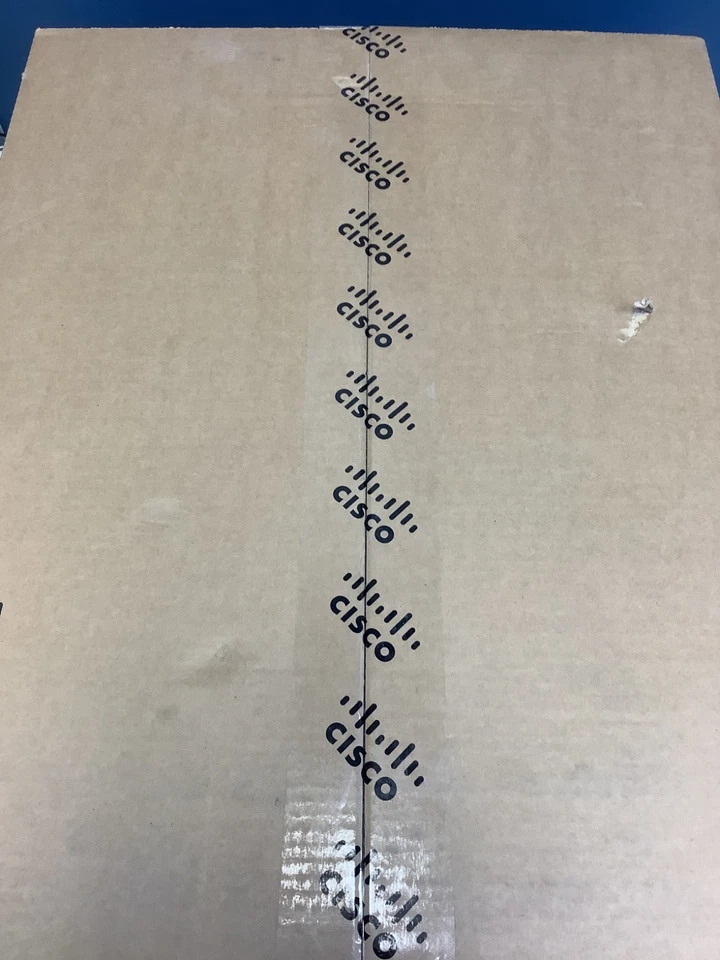 C9200L-24P-4G-E Cisco Catalyst9200L 24-port PoE+4 x 1G Network Essential switch - Image 4 of 4