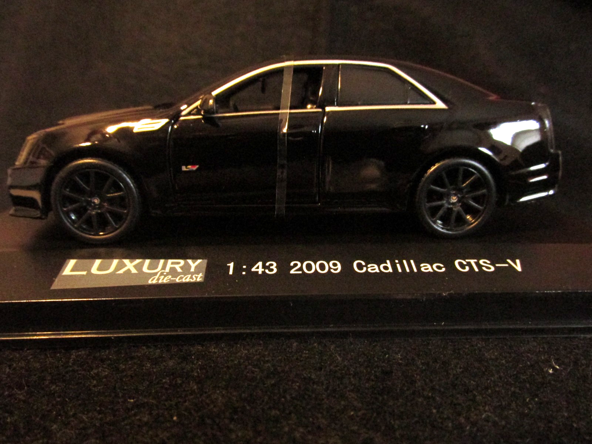 Luxury 1:43 2009 Cadillac CTS-V Black NIB | eBay