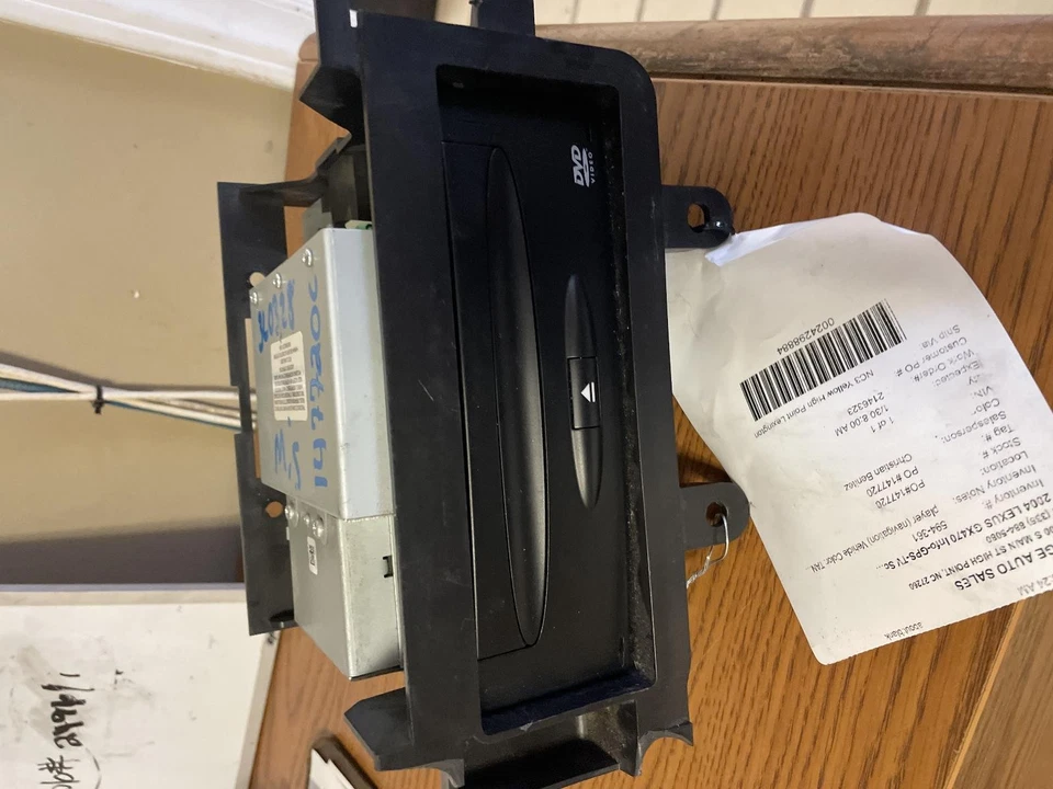 Used Infotainment Display fits: 2003 Lexus LX470 player navigation Grade A - Image 2 of 4