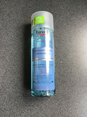 Eucerin Dermatoclean Hyal.Miz.Reinigungsfluid 3in1 · 200 ml · PZN 16143121