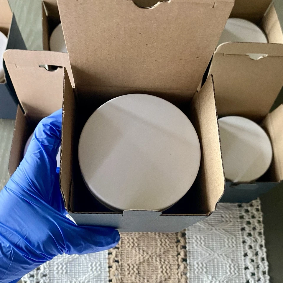 8 Makesy 9oz White Candle Tins w/ Lids | Matte Gift Jars | Bulk Candle Vessels - Image 4 of 4