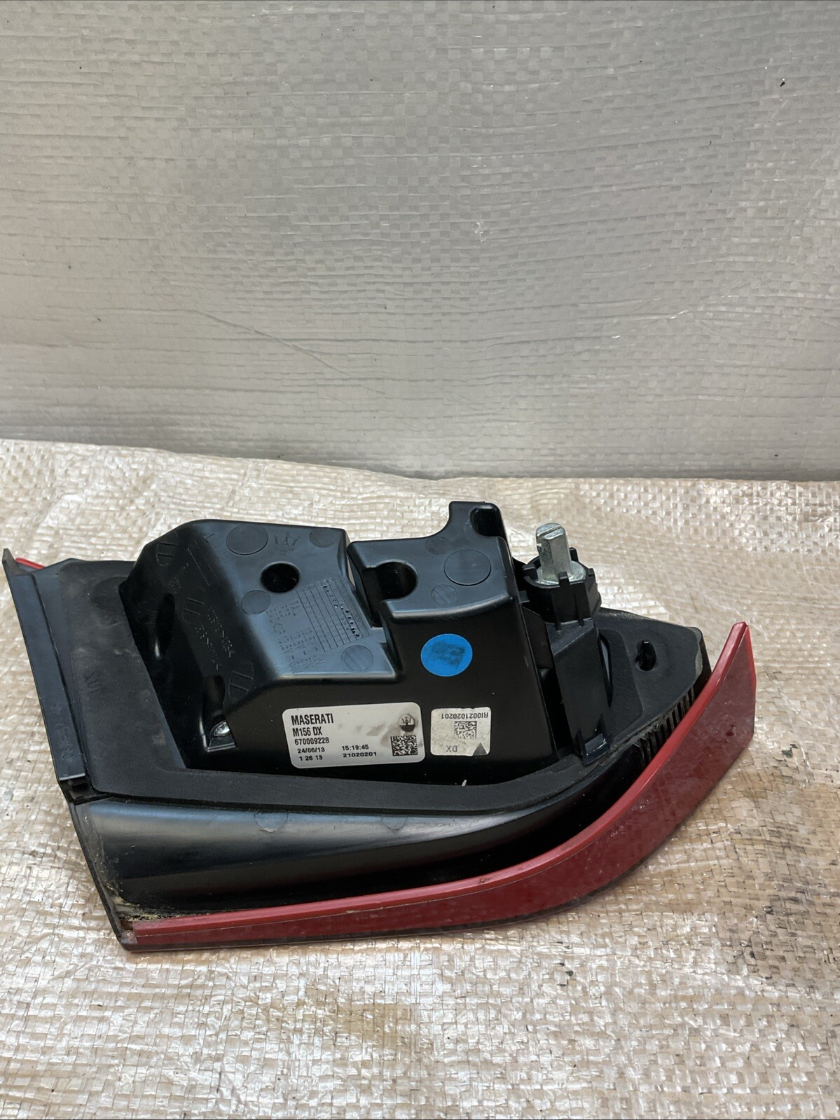 2013 - 2016 MASERATI QUATTROPORTE REAR RIGHT INNER TAILLIGHT OEM 670009228