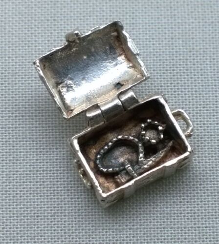 Vintage Sterling Silver Treasure Chest Charm Lid … - image 1