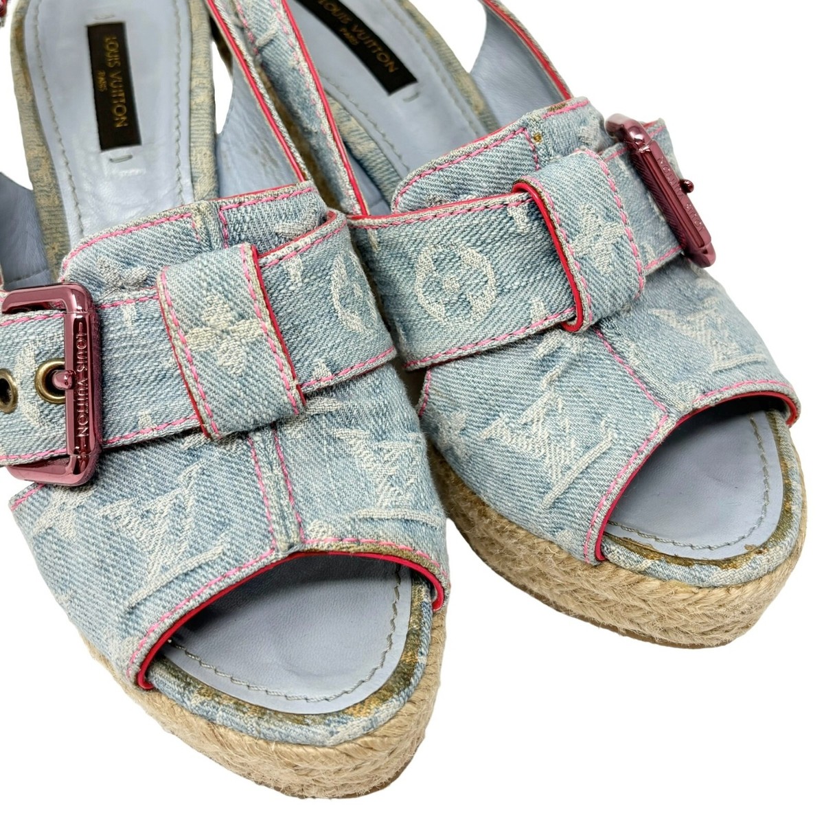 靴 Vintage Louis Vuitton Denime Sandals 37 LOUIS VUITTON Vintage LV Monogram Denim Sandals #37 US 6.5 Wedge
