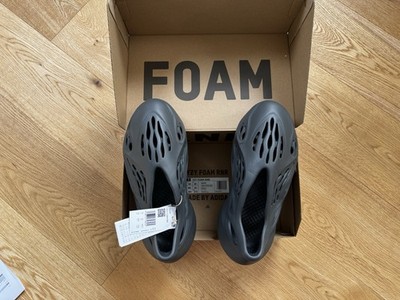 YZY FOAM RNR grau - 44 1/2 - Rechnung Adidas - Original im Karton