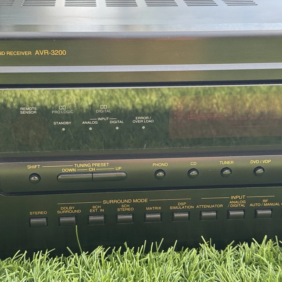 Denon AVR-3200 AV Surround Receiver Dolby Digital 5.1 Home Theater - For Parts - Image 3 of 4