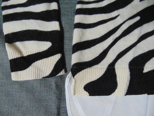 Charter Club 100% cashmere zebra pattern white collard shirt tail sweater S - Picture 4 of 10