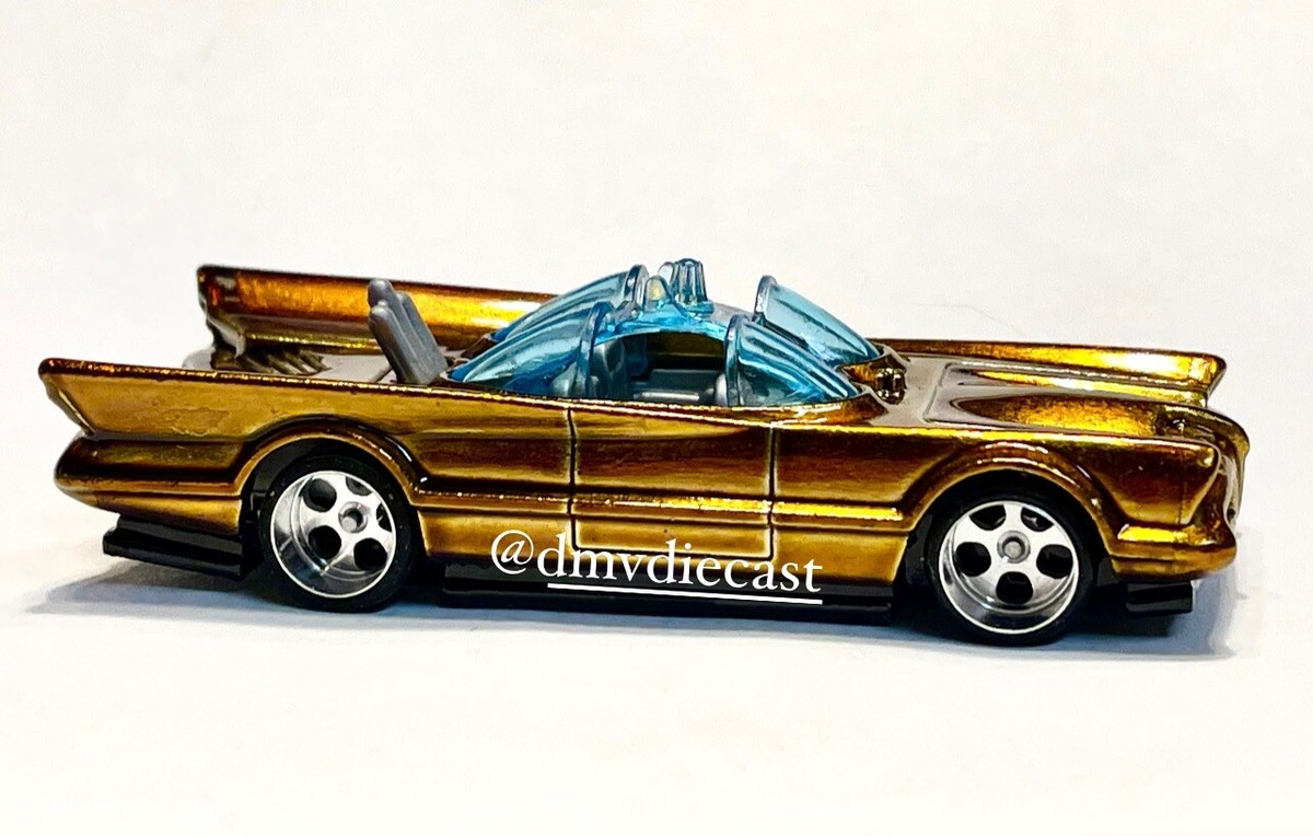 Hot Wheels 2025 Hot Wheels Garage NFTG Batmobile TV Series