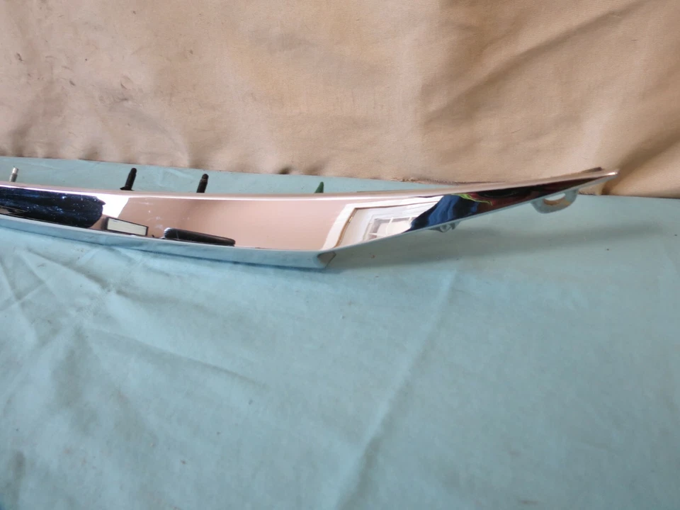 ✅ 13 14 15 Lexus es350 Trunk Lid Panel Chrome Molding Gate Garnish Chrome OEM Foto 2 de 4