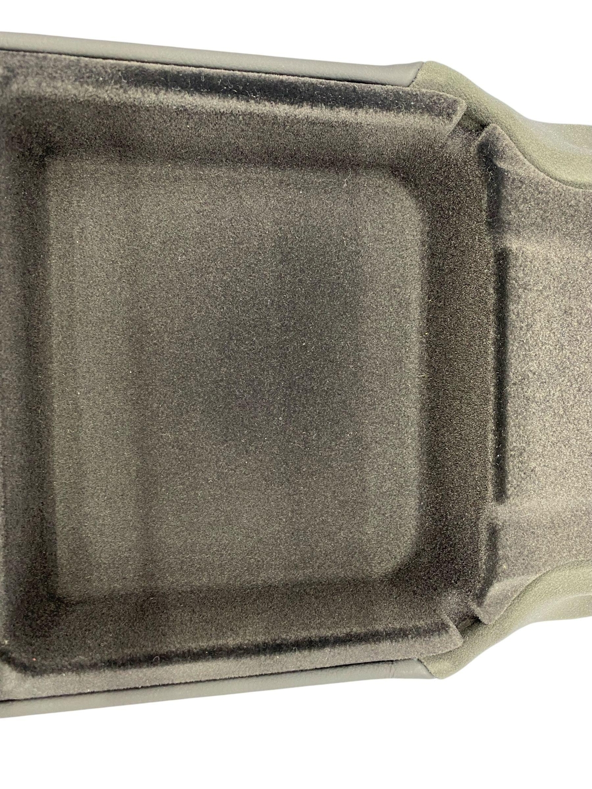 2014 - 2016 MASERATI GHIBLI OEM REAR SEAT CENTER ARMREST W/ STORAGE COMPARTMENT