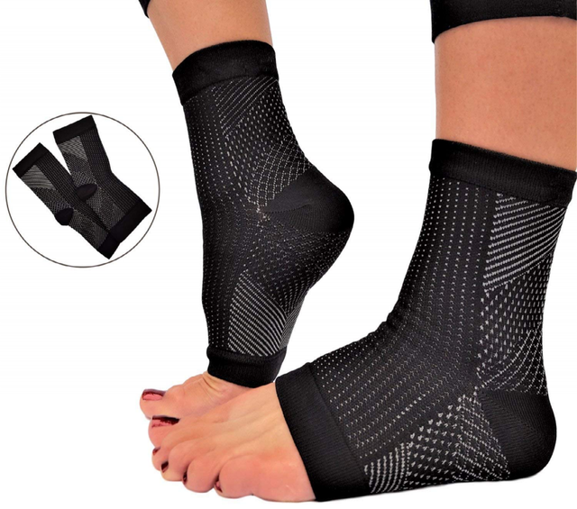 RiptGear Plantar Fasciitis Socks for Women and Men 1 Pair Sleeves