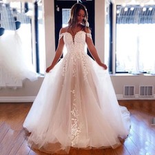 Off The Shoulder Lace Appliques Wedding Dress Backless Buttons Tulle Bridal Gown