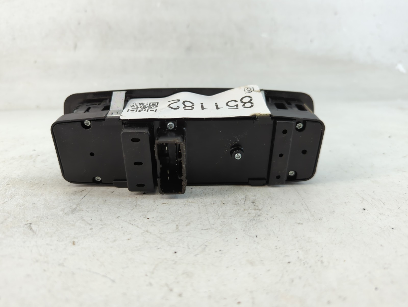 2020-2022 Chrysler 300 Driver Left Door Master Power Window Switch LYK78