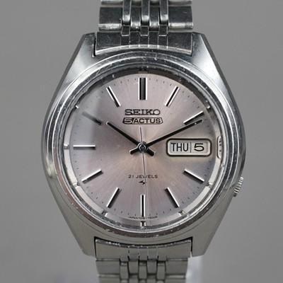 SEIKO 5 7019-7060 Automatic Vintage Men's Wristwatch Mechanical