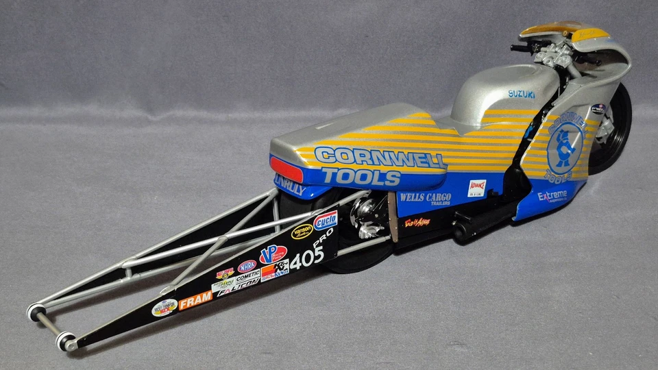 Blaine Hale 2003 Cornwell Tools Suzuki 1/9 NHRA Pro Stock Bicicleta Diecast Foto 4 de 4