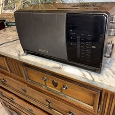 Sony Dream Machine ICF-C900 Dual Alarm FM AM Digital Clock Radio Wood Grain Vtg