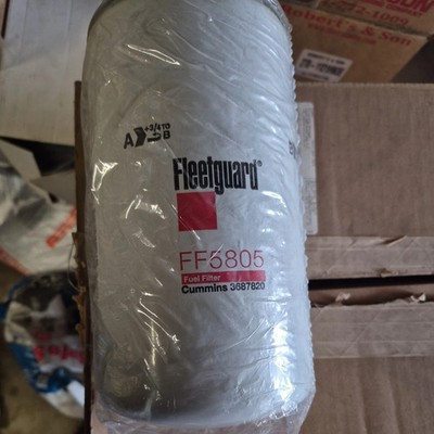 Fleetguard Ff5805 Fuel Filter, Cellulose, Vehicle Specific