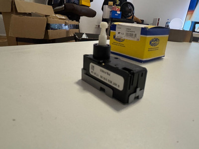 MAGNETI MARELLI 710307853316 Regler Leuchtweitenregulierung für Audi A3 A4 TT B8