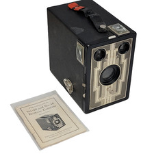 Vintage Six-16 Brownie Eastman Kodak Co Camera in Original Box w/Instructions