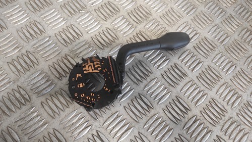 COM Commodo phare clignotant - VOLKSWAGEN Golf IV (4) - Picture 3 of 4
