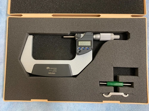 Mitutoyo 293-347-30 digital micrometer 3-4"