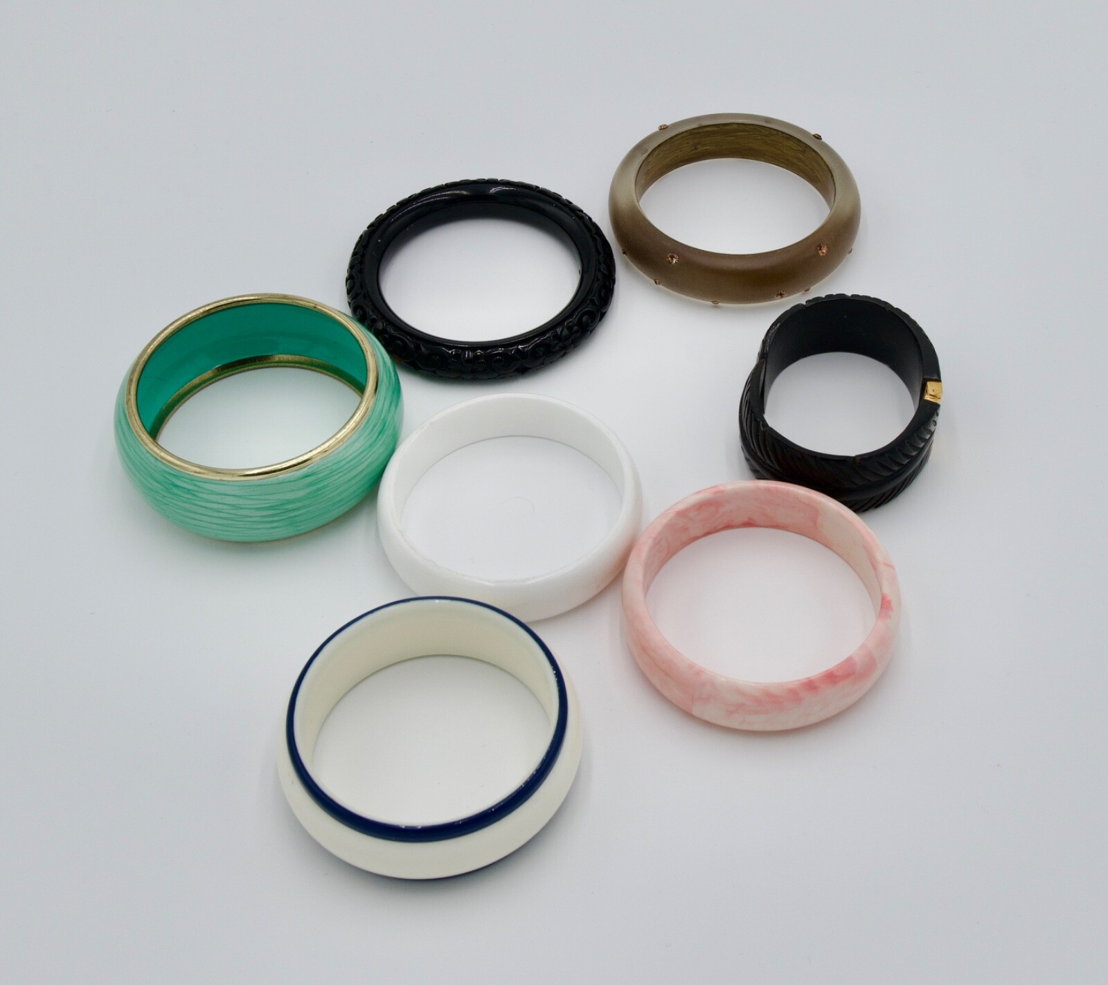 Bangles Collection - Lot - Assorted Bangles. - image 1