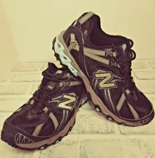 New Balance 572 All Terrain Trail Shoes Women’s Size 6.5B Youth 5