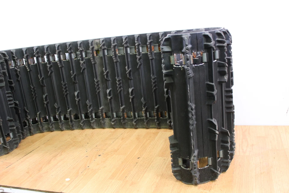 Polaris IQ 600 2012 vía ancha 156 X 20 X 1,25 ripsaw track Foto 3 de 4