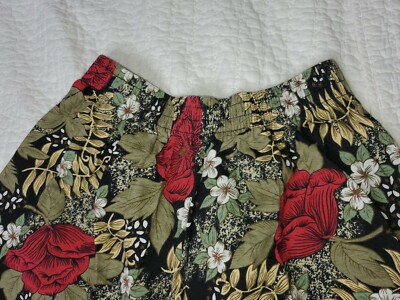 Vintage Retro Mom Shorts Roses Floral Flowers High Waist 1980s
